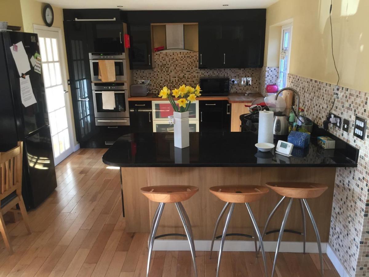 9 Chudleigh Close Apartman Bedford Kültér fotó