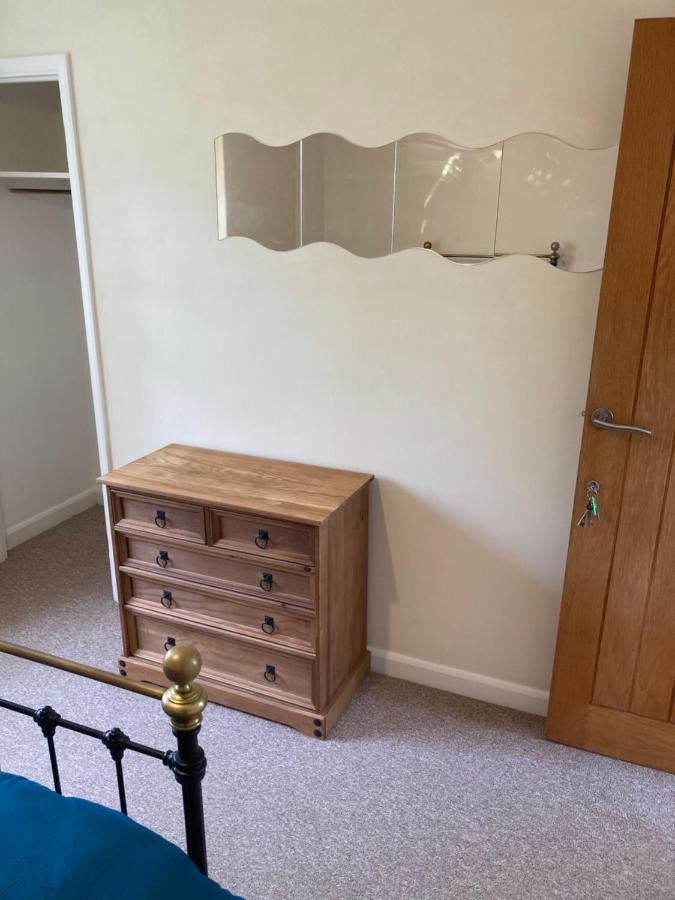 9 Chudleigh Close Apartman Bedford Kültér fotó